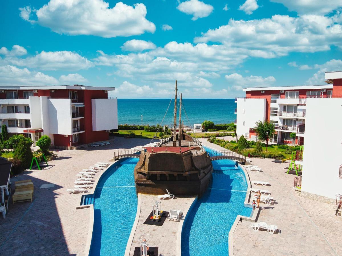 Privilege Fort Beach Apartments Sveti Vlas Extérieur photo