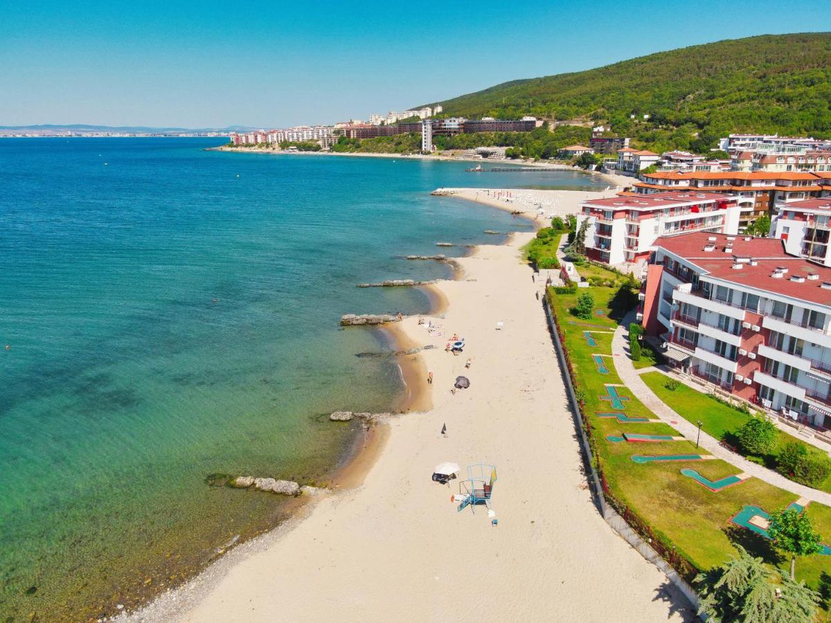 Privilege Fort Beach Apartments Sveti Vlas Extérieur photo
