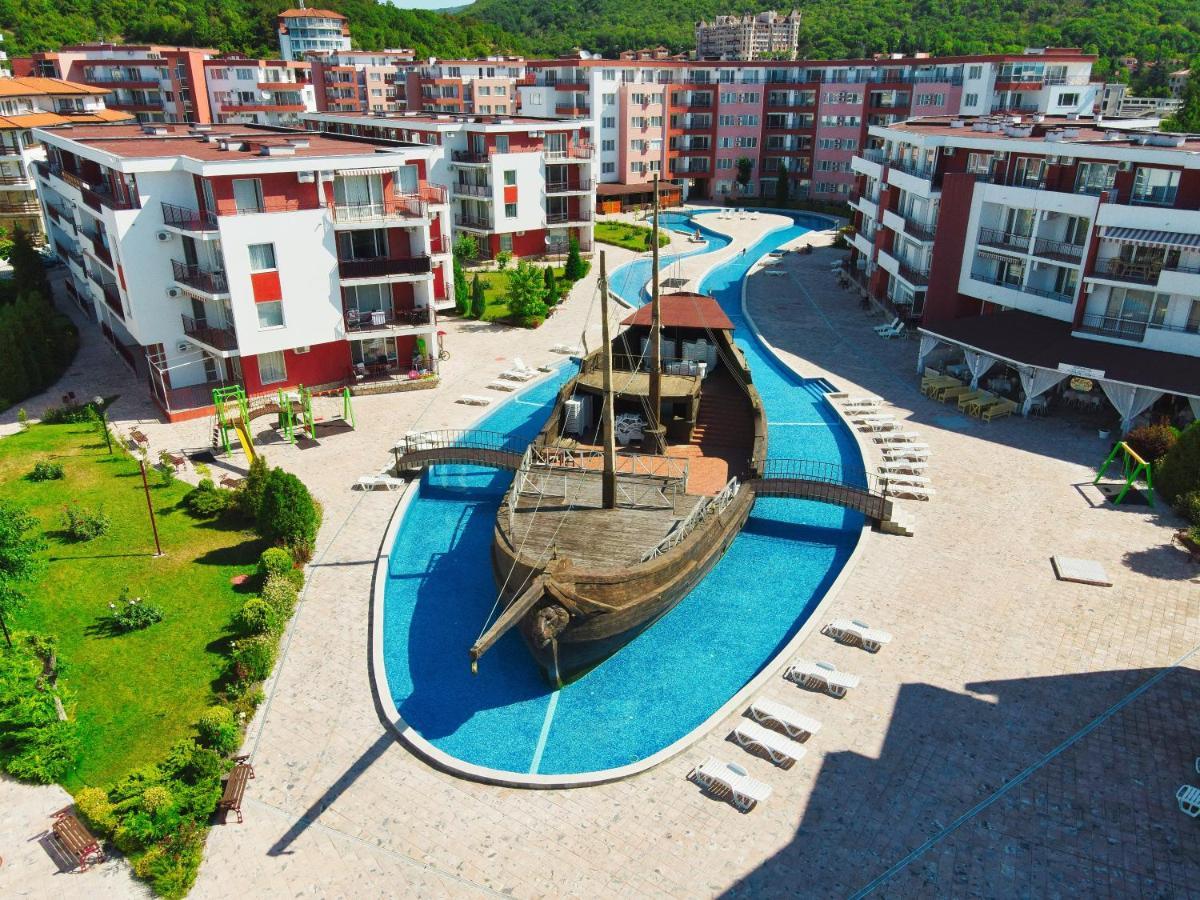 Privilege Fort Beach Apartments Sveti Vlas Extérieur photo
