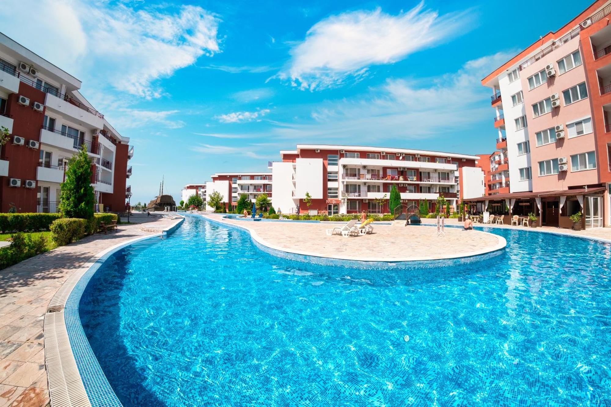 Privilege Fort Beach Apartments Sveti Vlas Extérieur photo