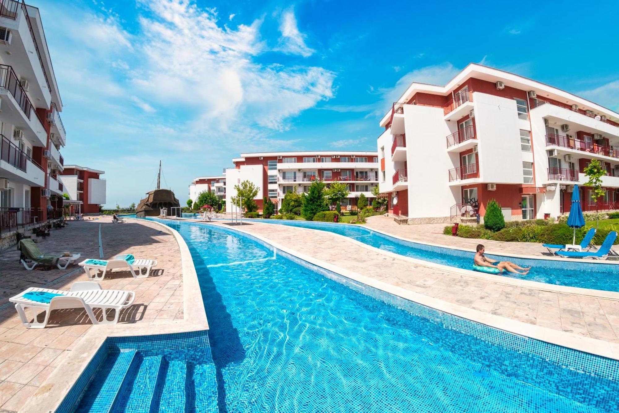 Privilege Fort Beach Apartments Sveti Vlas Extérieur photo