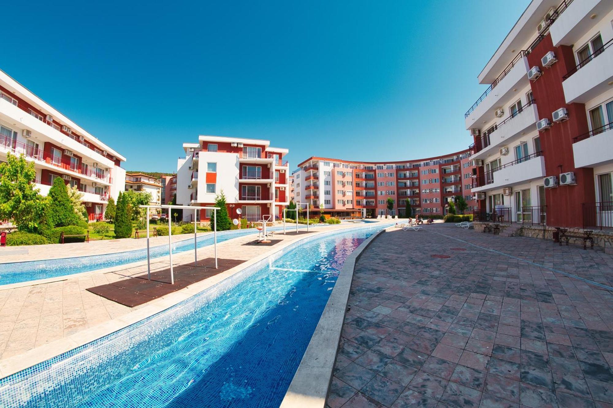 Privilege Fort Beach Apartments Sveti Vlas Extérieur photo