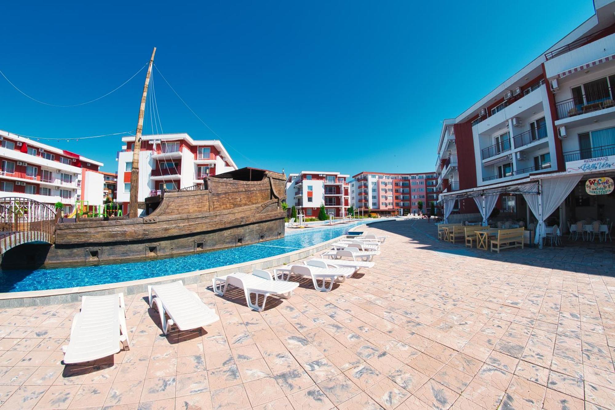 Privilege Fort Beach Apartments Sveti Vlas Extérieur photo