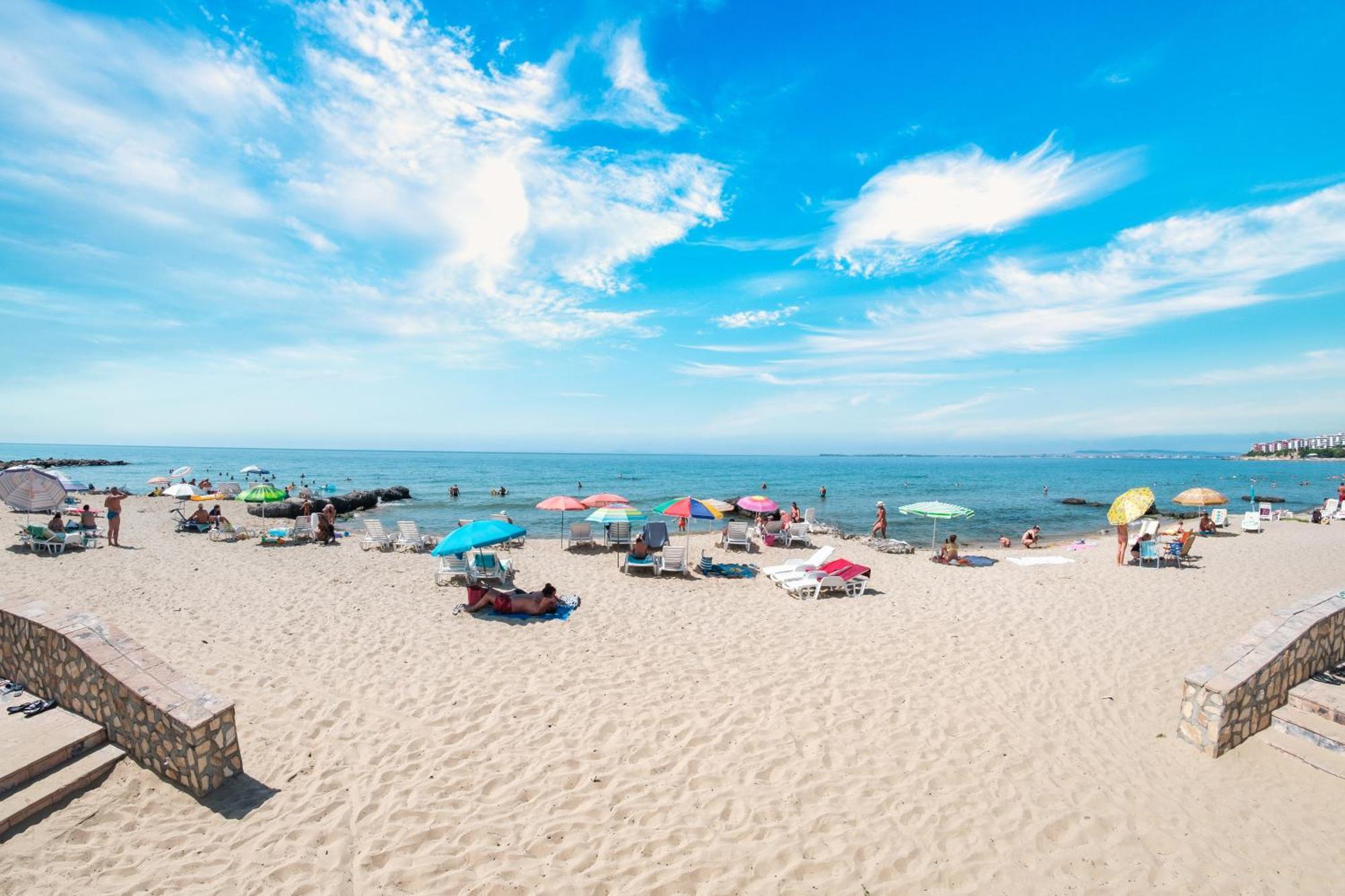 Privilege Fort Beach Apartments Sveti Vlas Extérieur photo