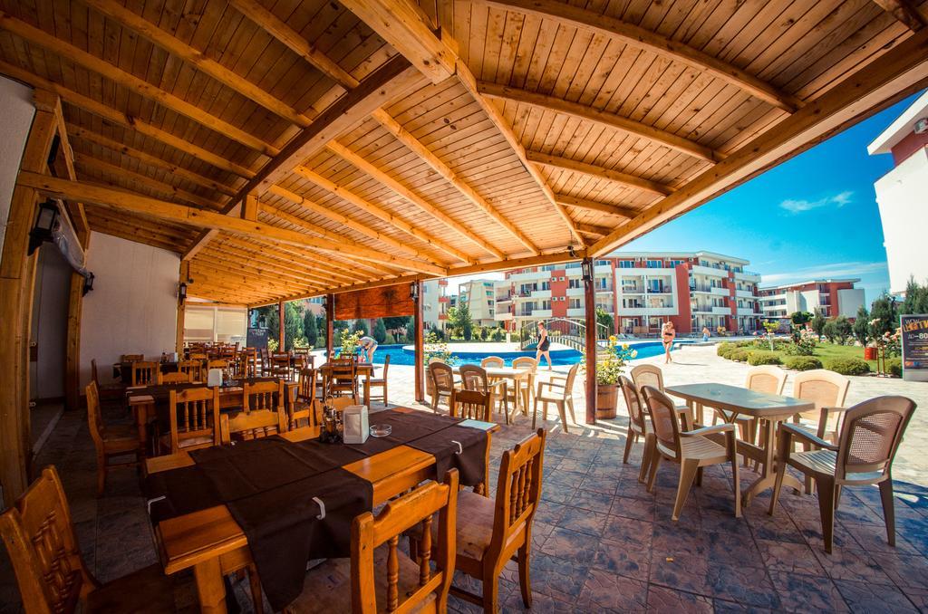 Privilege Fort Beach Apartments Sveti Vlas Extérieur photo