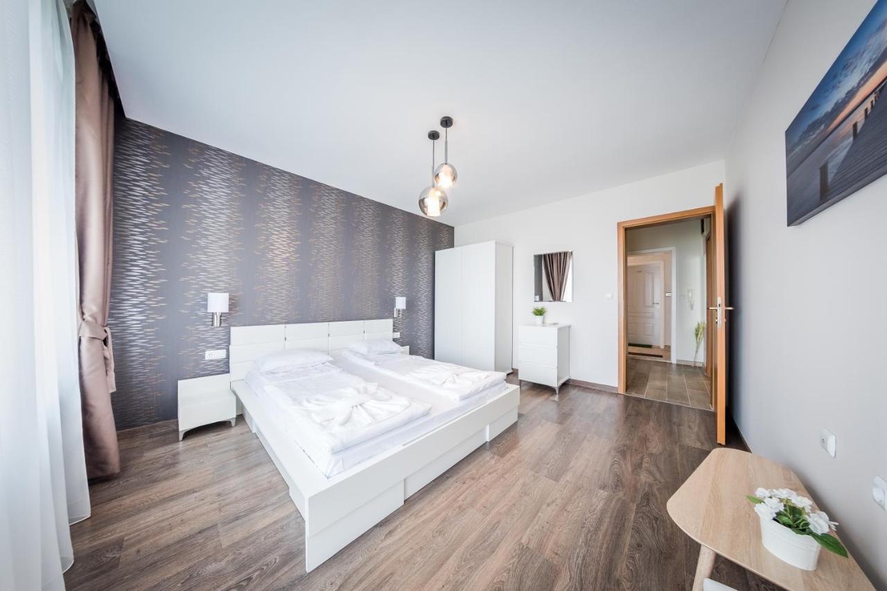 Privilege Fort Beach Apartments Sveti Vlas Extérieur photo