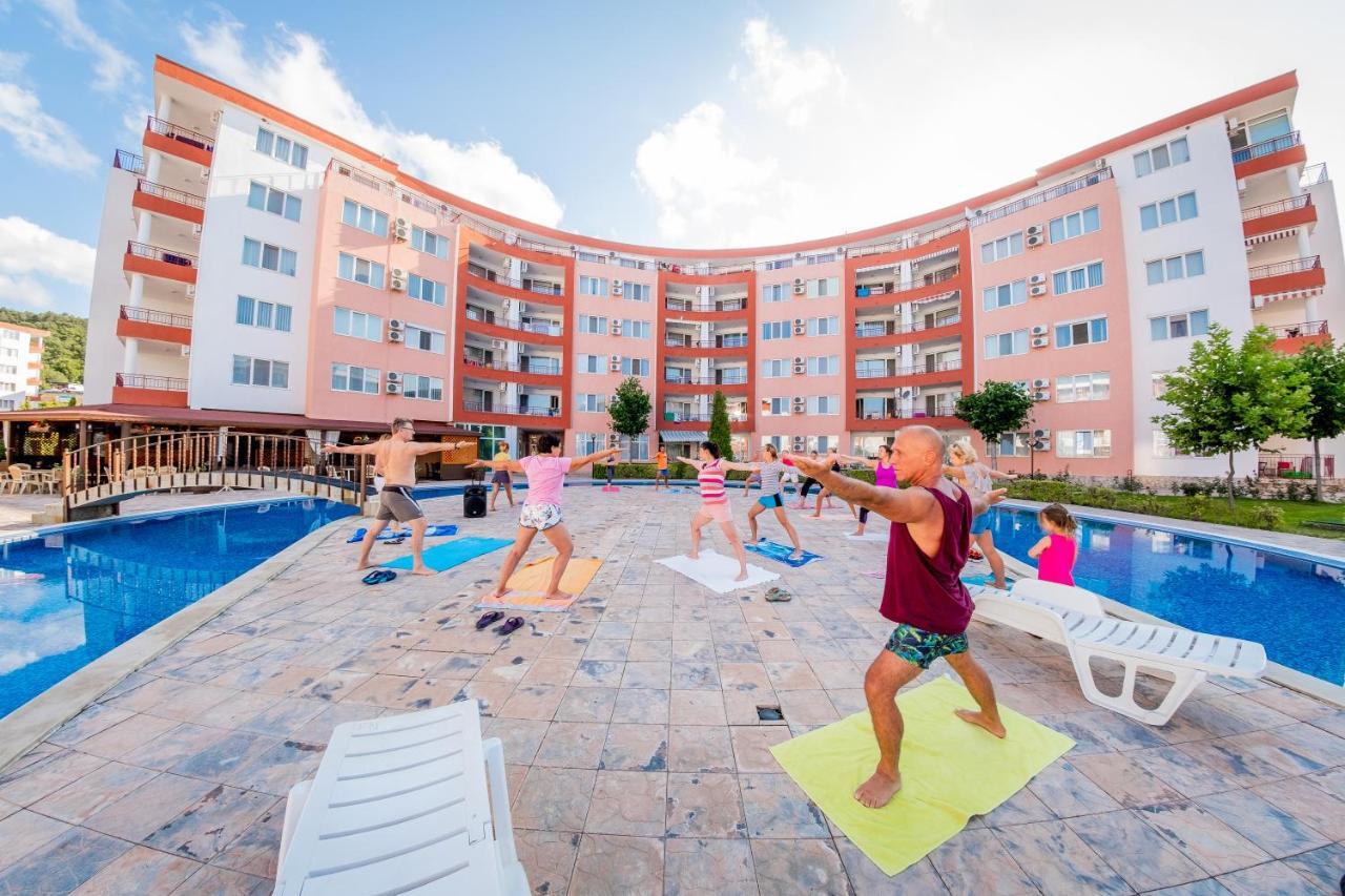 Privilege Fort Beach Apartments Sveti Vlas Extérieur photo